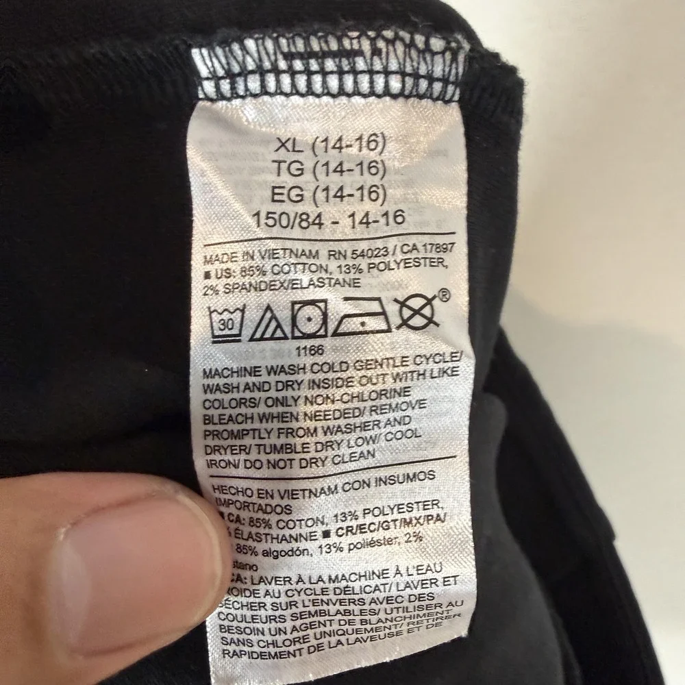 Old Navy Skort Girls XL 14-16 Black Knit Heart Button Elastic Waist Casual